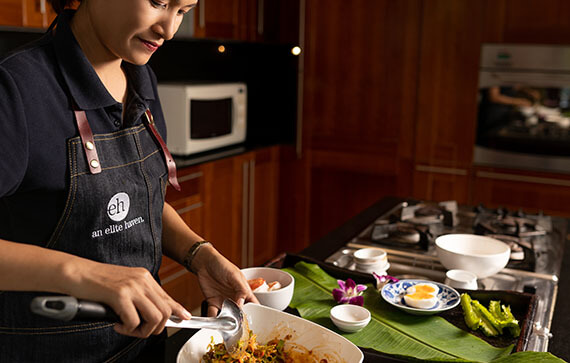Villa Chada - Cooking preparation